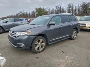 Toyota Highlander LIMITED 3.5L 6 2013