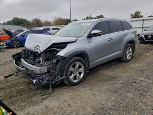 Toyota Highlander LIMITED 3.5L 6 2015