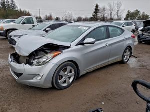 Hyundai Elantra GLS 1.8L 4 2013