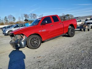 RAM 1500 ST 5.7L 8 2015