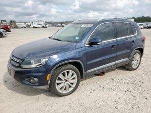 Volkswagen Tiguan S 2.0L 4 2012