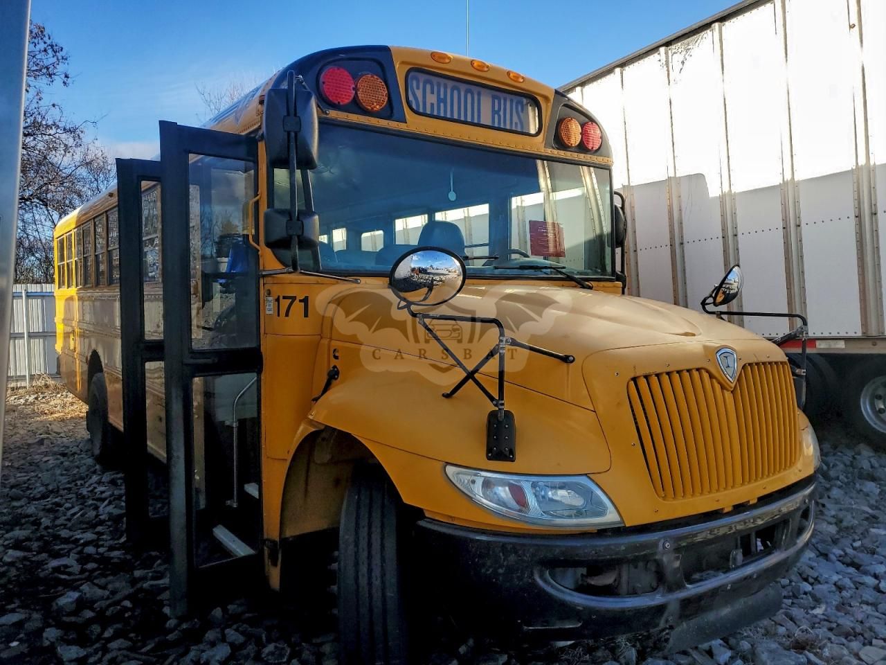 IC Corporation CE Series CE 5.9L 6 2017
