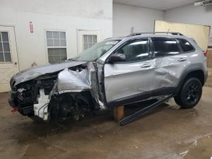 Jeep Cherokee TRAILHAWK 3.2L 6 2015