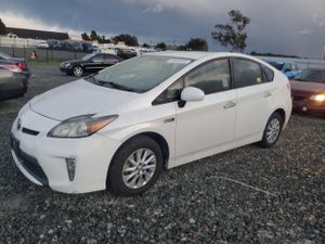 Toyota Prius 1.8L 4 2013