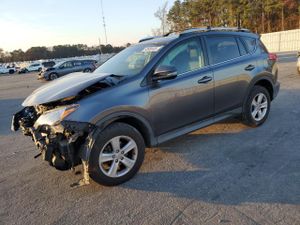 Toyota Rav4 XLE 2.5L 4 2013