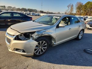 Chevrolet Malibu 2LT 2.5L 4 2014
