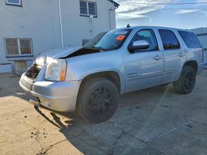 GMC Yukon DENALI 6.2L 8 2010