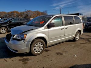 Chrysler Town & Country LX 3.3L 6 2008