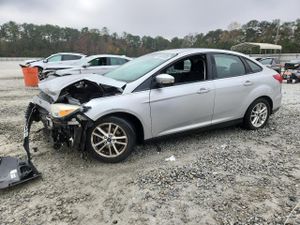 Ford Focus SE 2.0L 4 2015