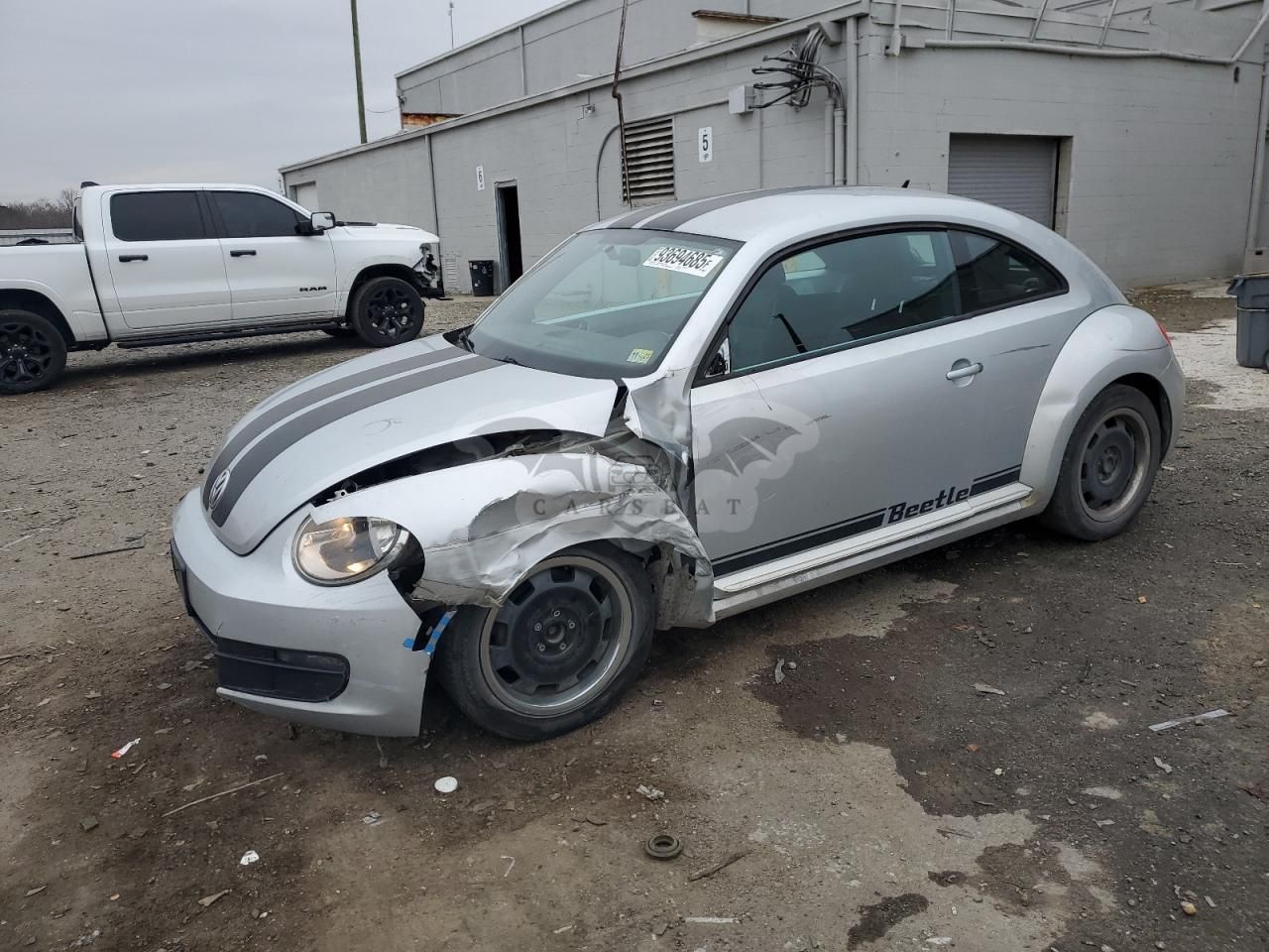 Volkswagen Beetle 2.5L 5 2012