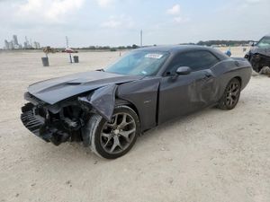 Dodge Challenger SXT PLUS 5.7L 8 2015