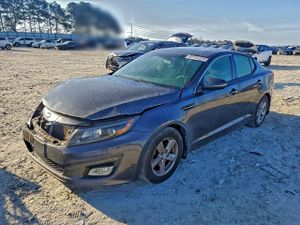Kia Optima LX 2.4L 4 2015