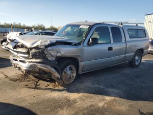 Chevrolet Silverado 1500 C1500 4.8L 8 2004