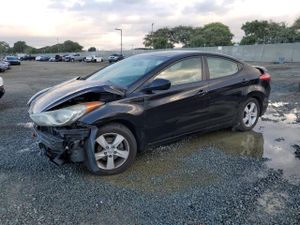 Hyundai Elantra GLS 1.8L 4 2012