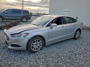 Ford Fusion SE 2.5L 4 2014