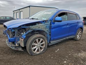 Mitsubishi Outlander ES 2.0L 4 2015