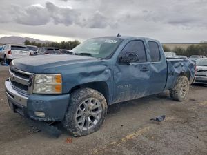 Chevrolet Silverado 1500 C1500 LT 5.3L 8 2011