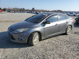 Ford Focus TITANIUM 2.0L 4 2014