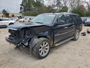 GMC Yukon DENALI 6.2L 8 2008