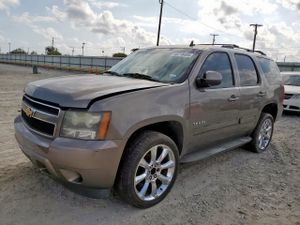 Chevrolet Tahoe C1500 LS 5.3L 8 2013