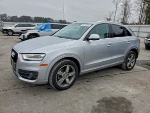 Audi Q3 PREMIUM PLUS 2.0L 4 2015