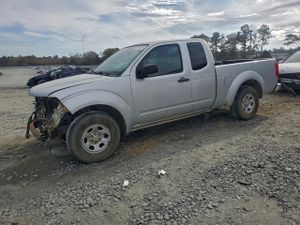 Nissan Frontier S 2.5L 4 2015