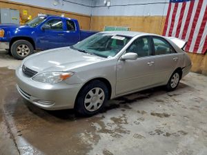 Toyota Camry LE 2.4L 4 2004
