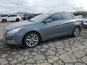 Hyundai Sonata SE 2.4L 4 2013