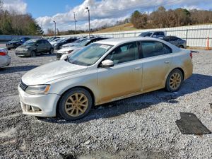 Volkswagen Jetta SE 1.8L 4 2014