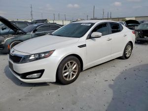 Kia Optima LX 2.4L 4 2013