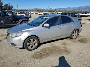 Kia Cerato / Forte / K3 EX 2.0L 4 2010
