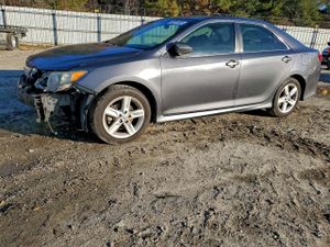 Toyota Camry BASE 2.5L 4 2012