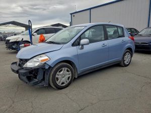 Nissan Versa S 1.8L 4 2011