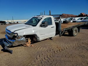Chevrolet Silverado 1500 C3500 6.6L 8 2015