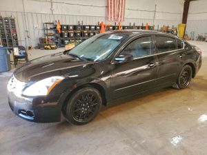 Nissan Altima BASE 2.5L 4 2010