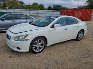 Nissan Maxima S 3.5L 6 2012