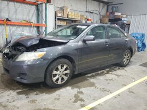 Toyota Camry BASE 2.5L 4 2011