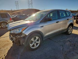 Ford Escape S 2.5L 4 2015