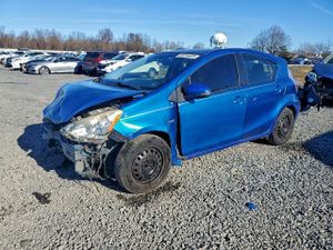 Toyota Prius 1.5L 4 2012