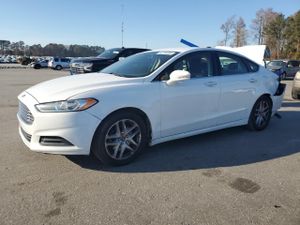 Ford Fusion SE 2.5L 4 2016
