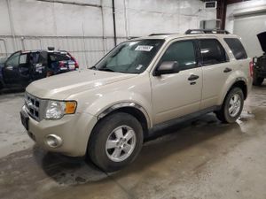 Ford Escape XLT 2.5L 4 2012