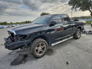RAM 1500 ST 5.7L 8 2014