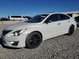Nissan Altima 3.5S 3.5L 6 2014