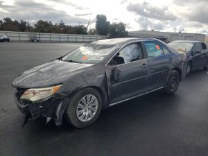 Toyota Camry HYBRID 2.5L 4 2013