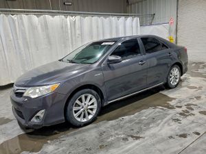 Toyota Camry HYBRID 2.5L 4 2013