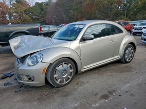 Volkswagen Beetle 2.5L 5 2012