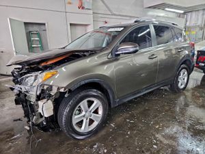 Toyota Rav4 XLE 2.5L 4 2014