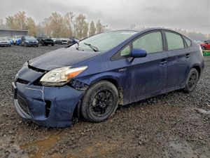 Toyota Prius 1.8L 4 2013