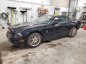 Ford Mustang 3.7L 6 2014