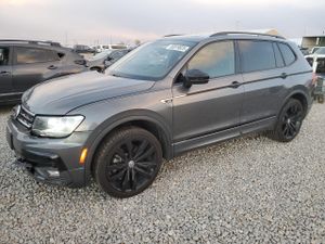 Volkswagen Tiguan SE 2.0L 4 2021